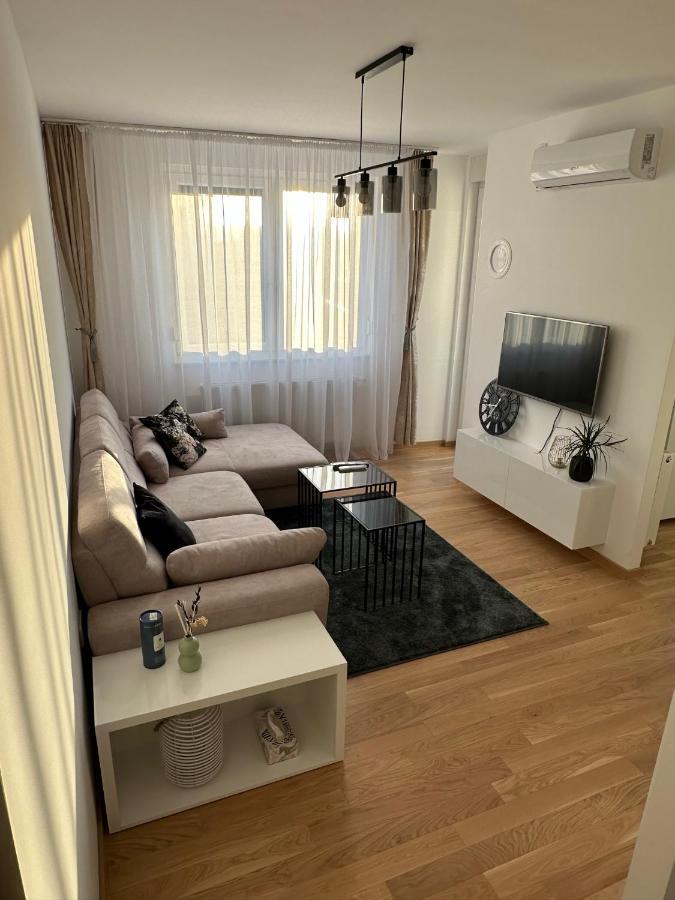 Apartman Ema Μπάνια Λούκα Εξωτερικό φωτογραφία